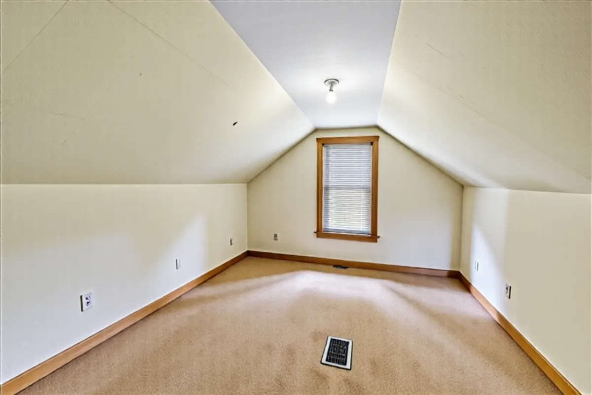 7241 W 62nd Street, Summit, IL 60501