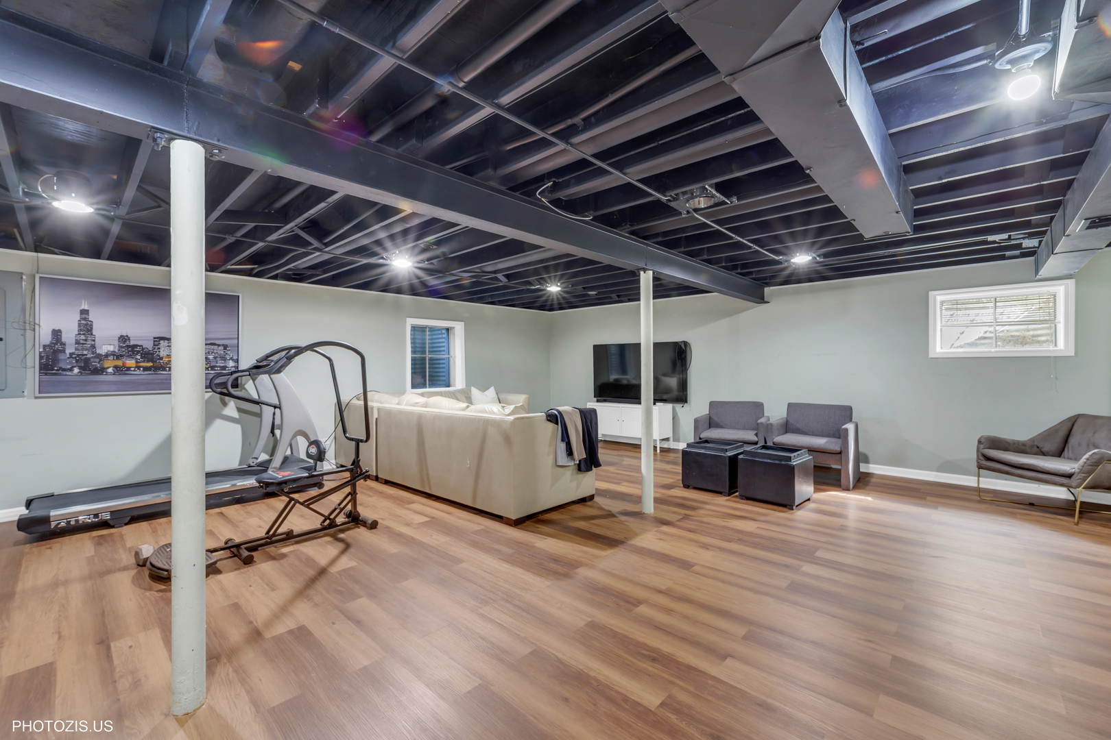 1510 W RUSSELL Court, Arlington Heights, IL 60005