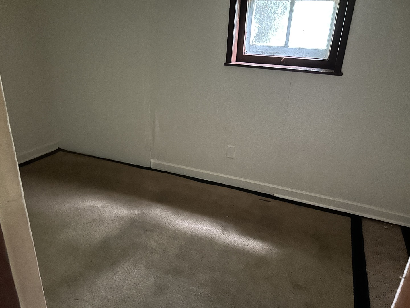 3220 Emmaus Avenue, Zion, IL 60099