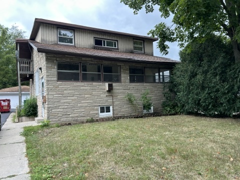 3220 Emmaus Avenue, Zion, IL 60099