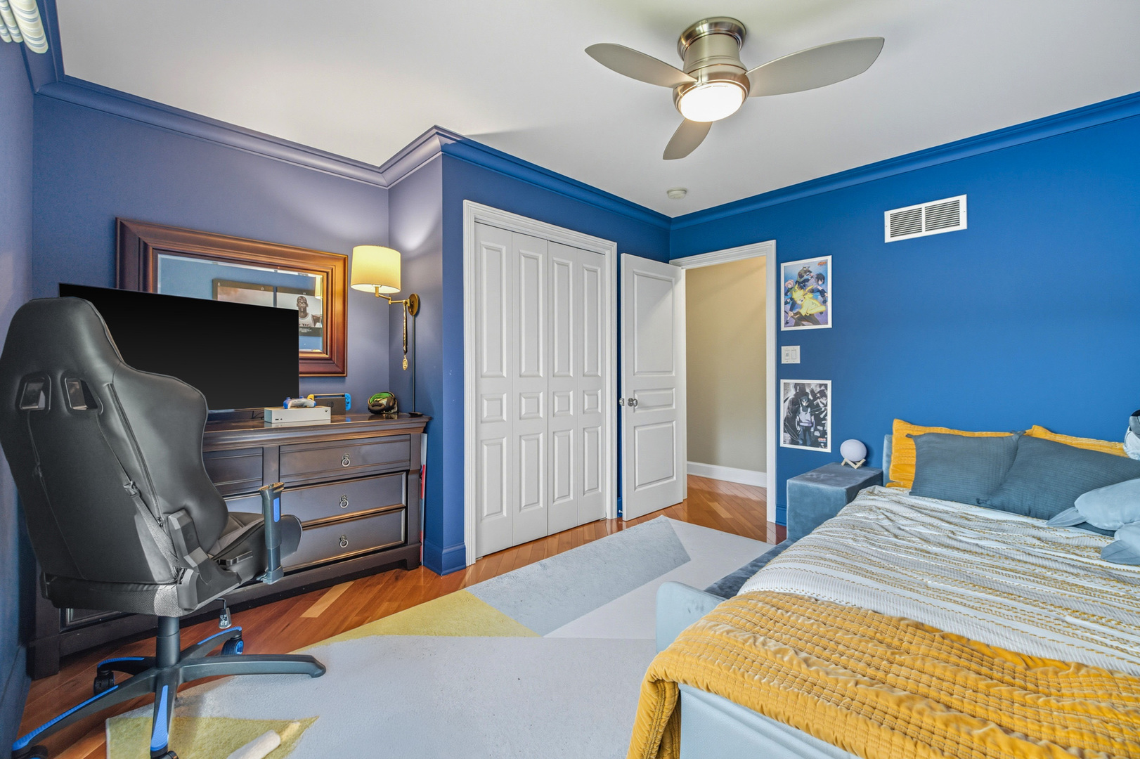 6N464 Neva Terrace, Itasca, IL 60143