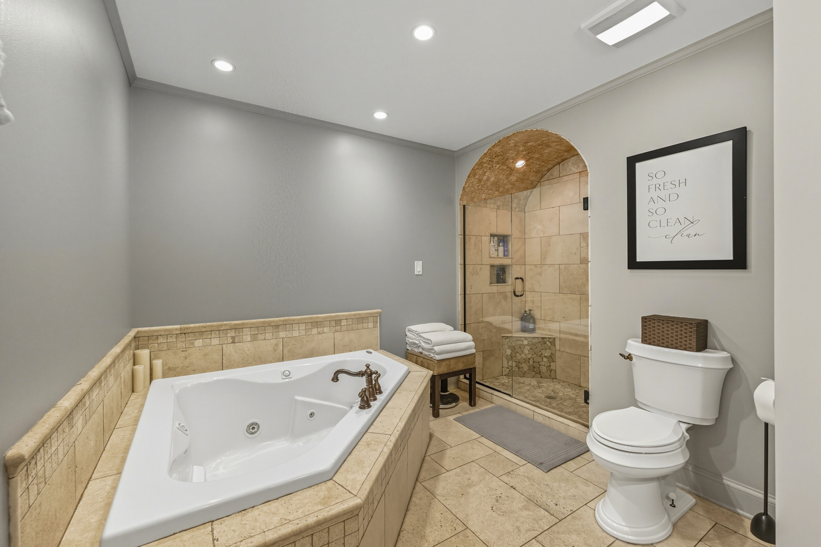 6N464 Neva Terrace, Itasca, IL 60143