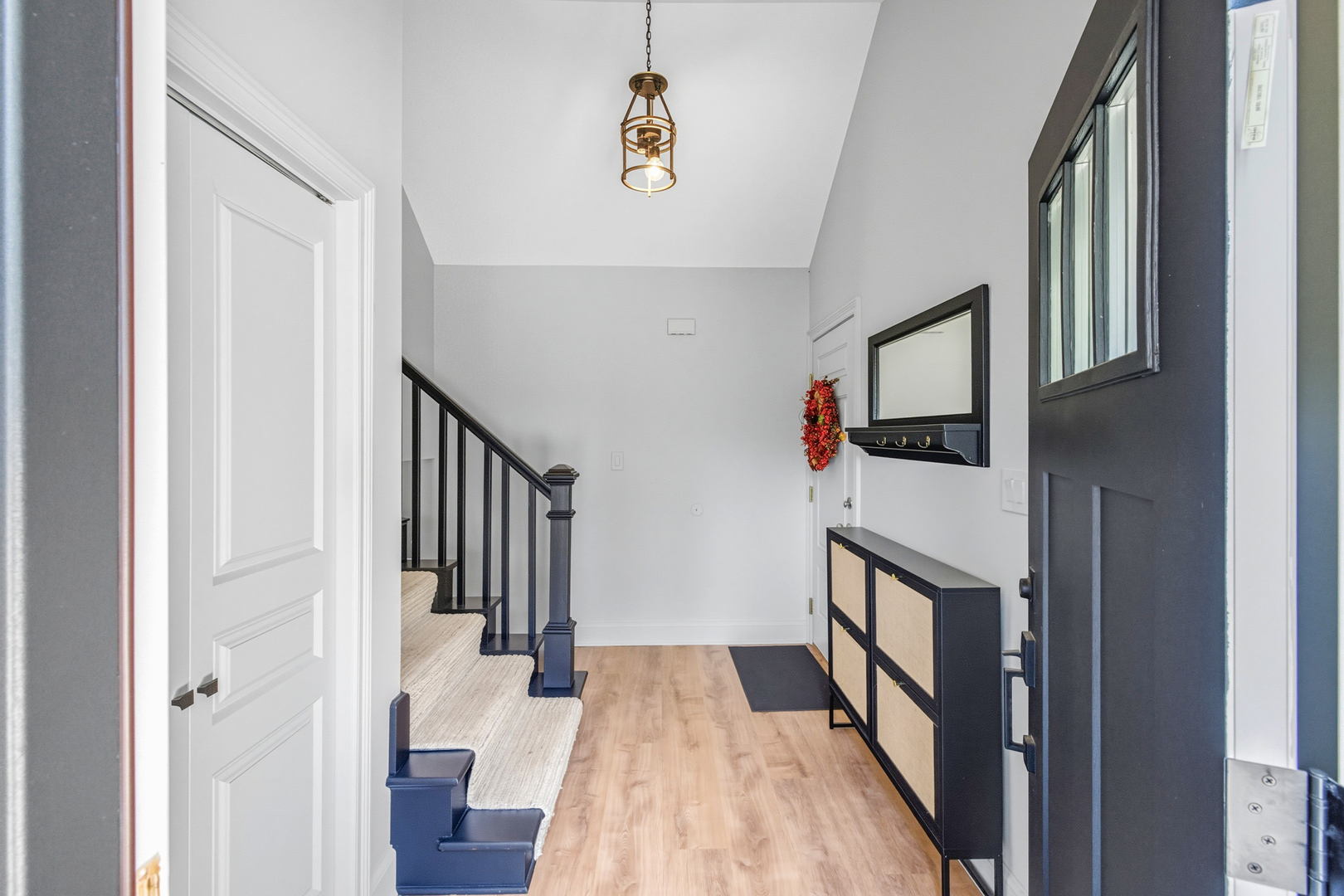 6N464 Neva Terrace, Itasca, IL 60143