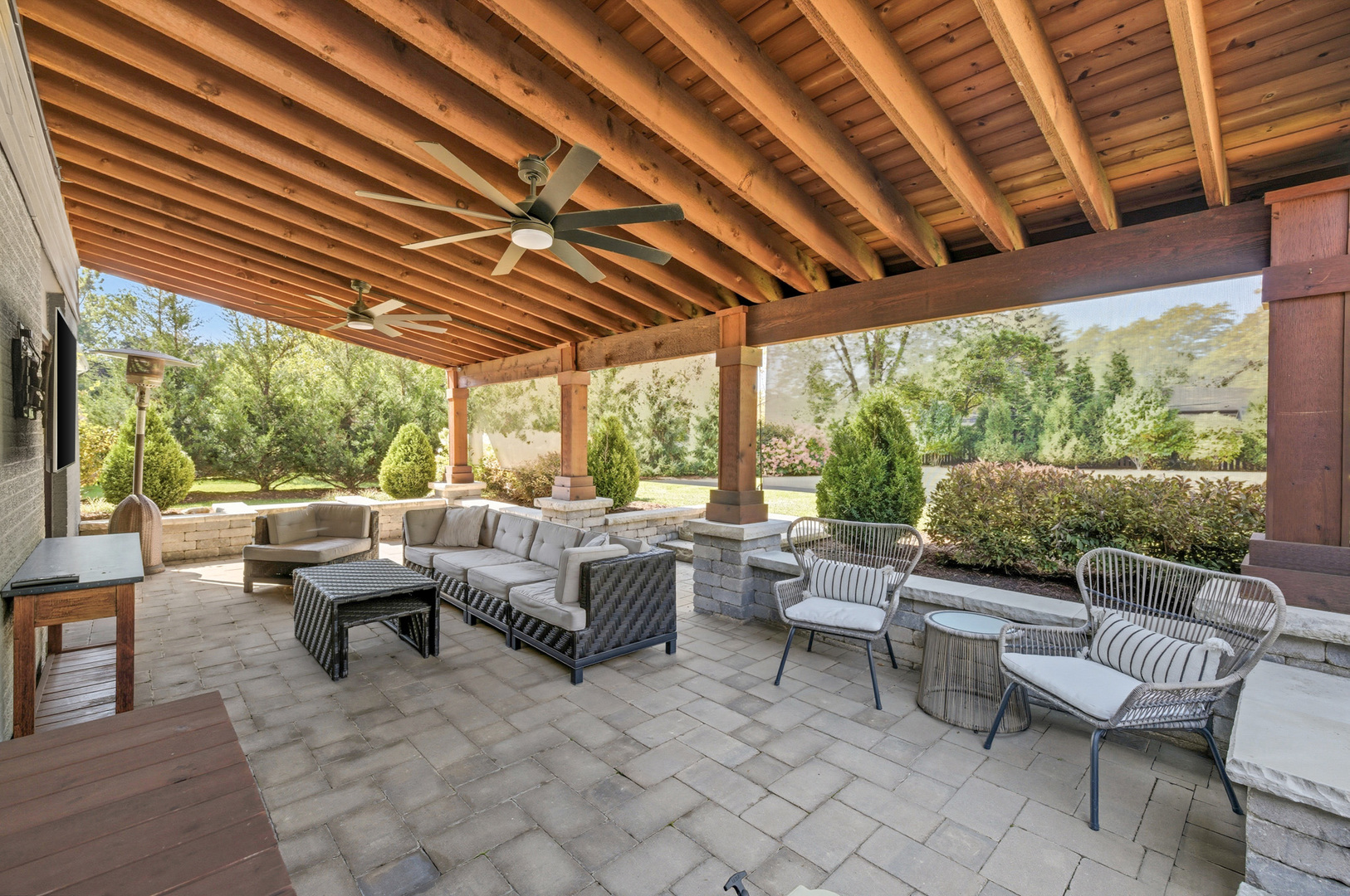 6N464 Neva Terrace, Itasca, IL 60143