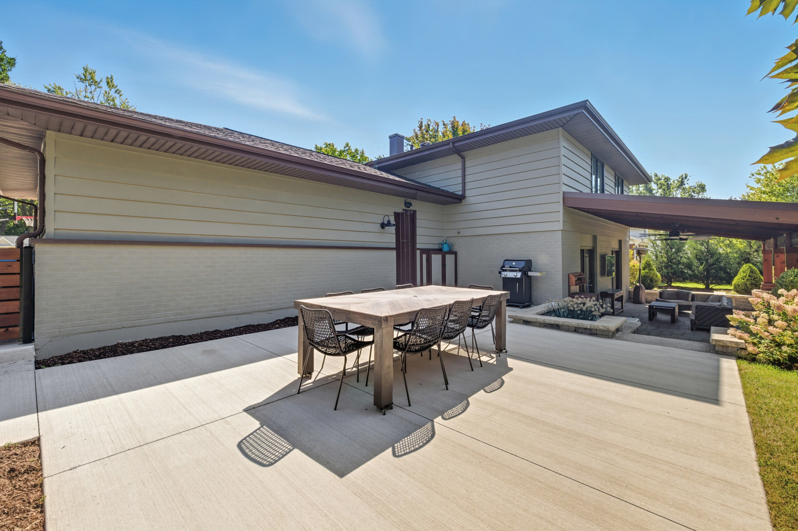 6N464 Neva Terrace, Itasca, IL 60143