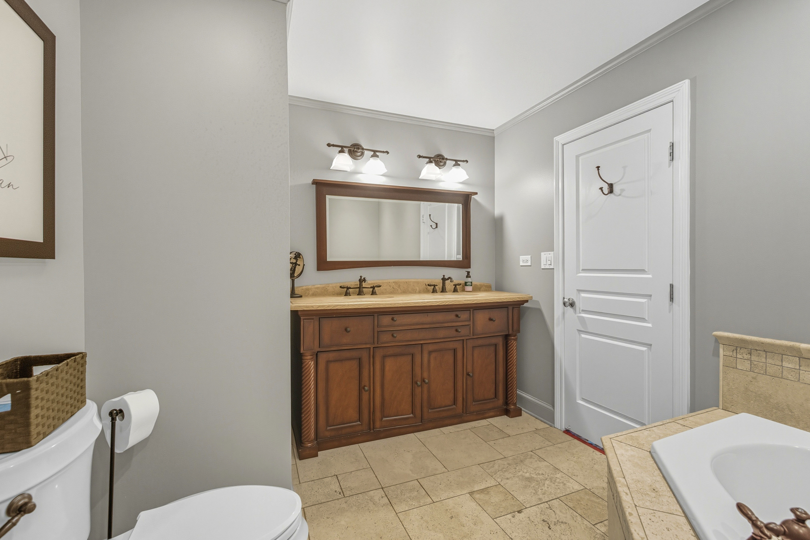 6N464 Neva Terrace, Itasca, IL 60143