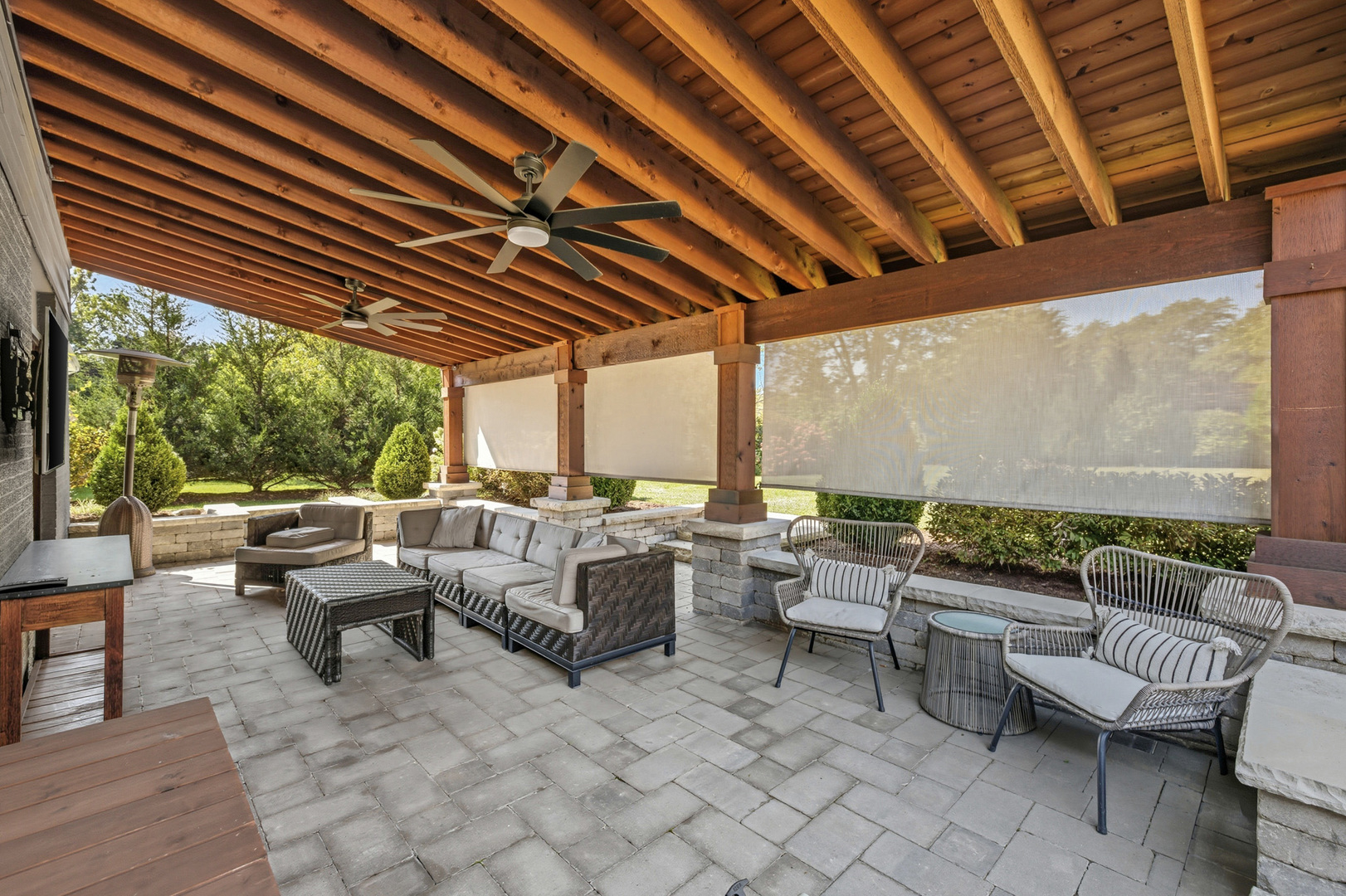 6N464 Neva Terrace, Itasca, IL 60143