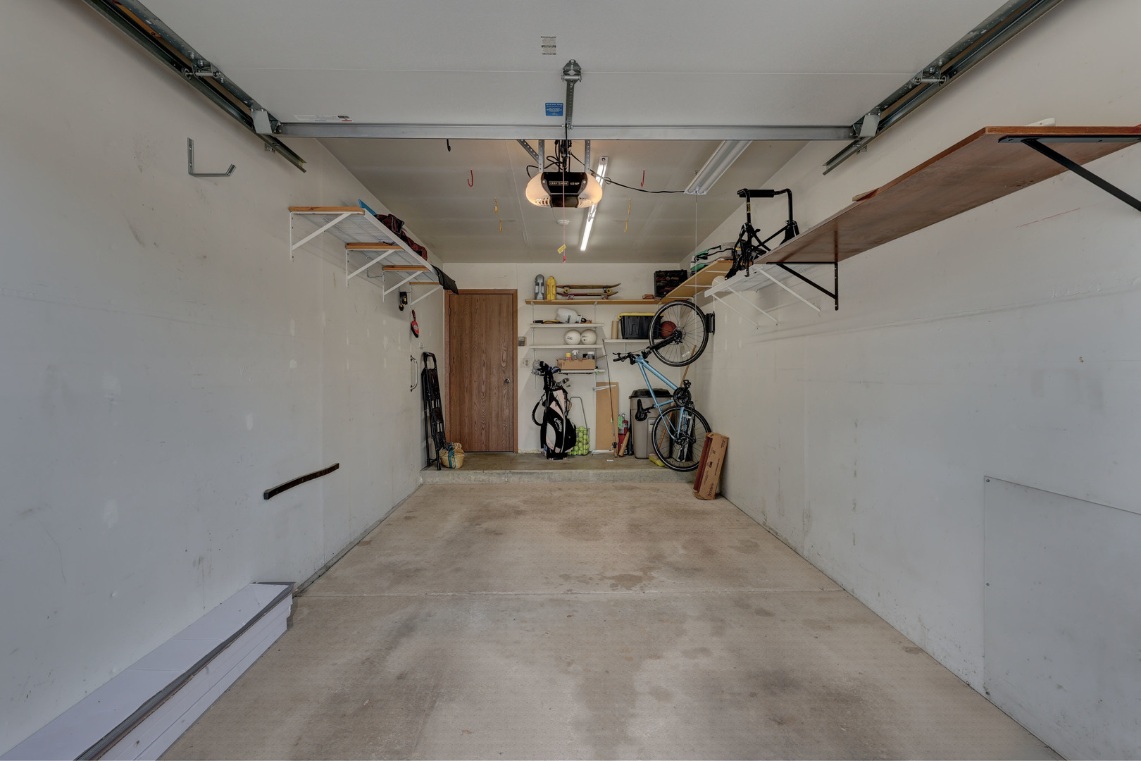 639 Elizabeth Drive #B, Wood Dale, IL 60191