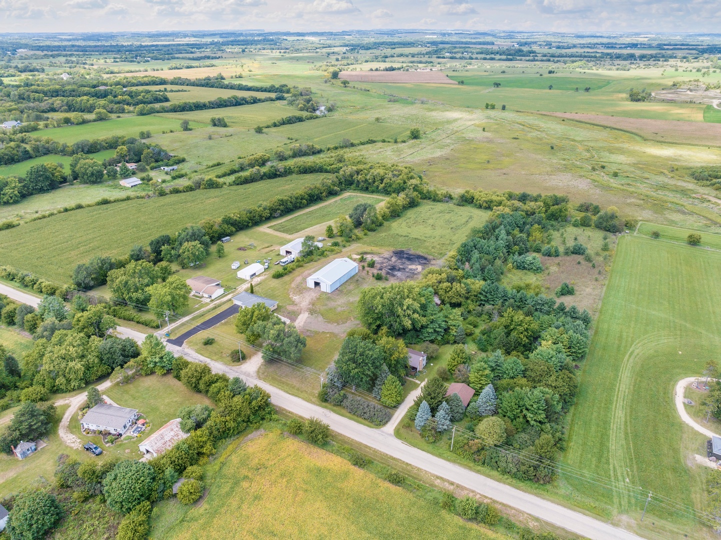 13915 Berglund Road, Winnebago, IL 61088