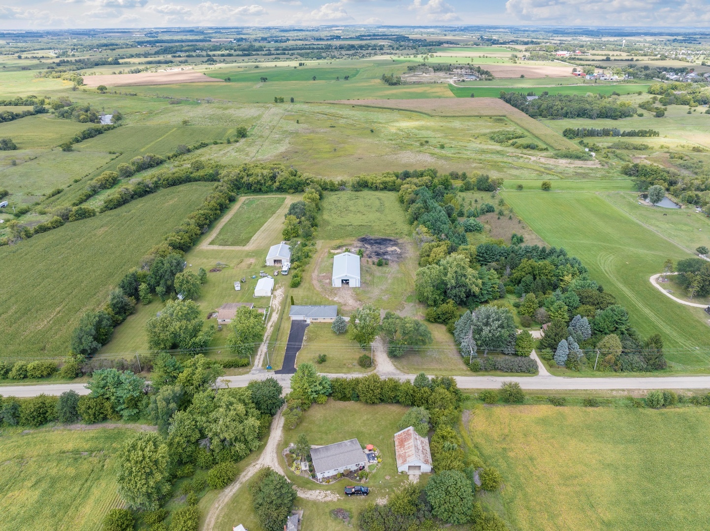 13915 Berglund Road, Winnebago, IL 61088