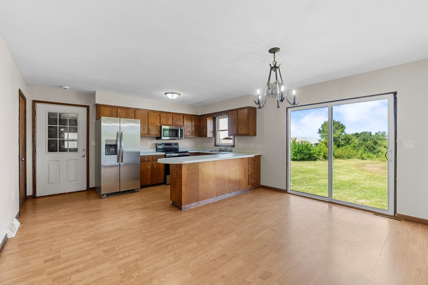 13915 Berglund Road, Winnebago, IL 61088