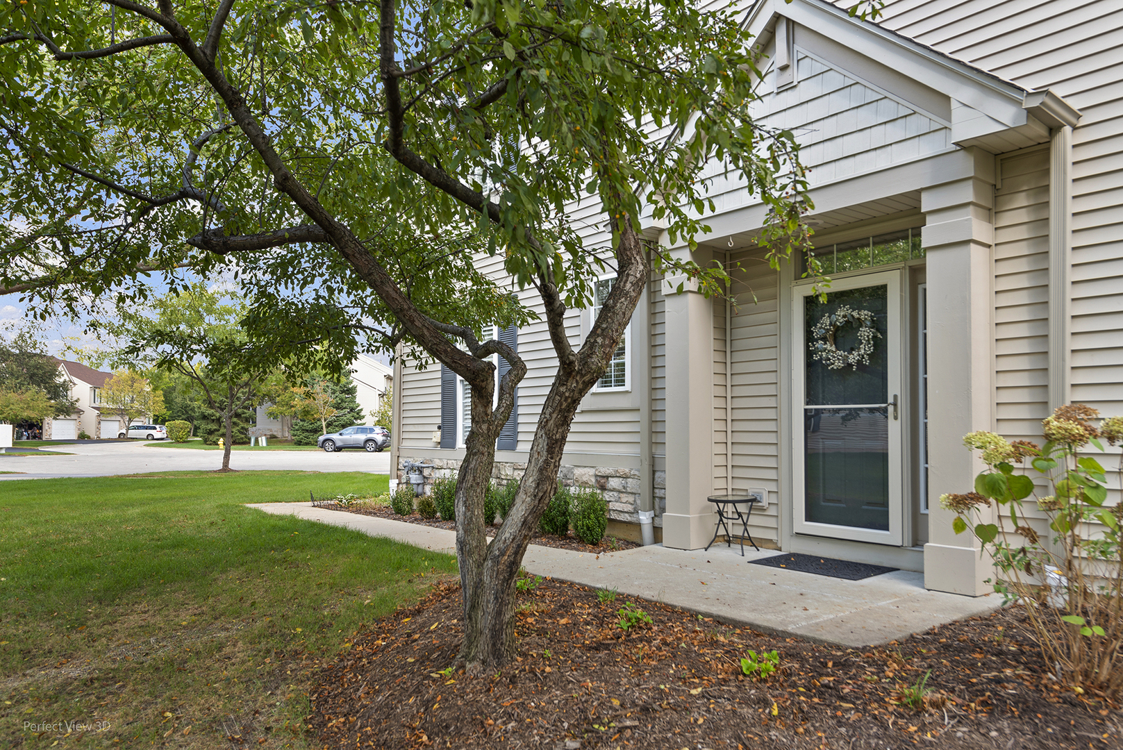 745 Dillon Court, Grayslake, IL 60030