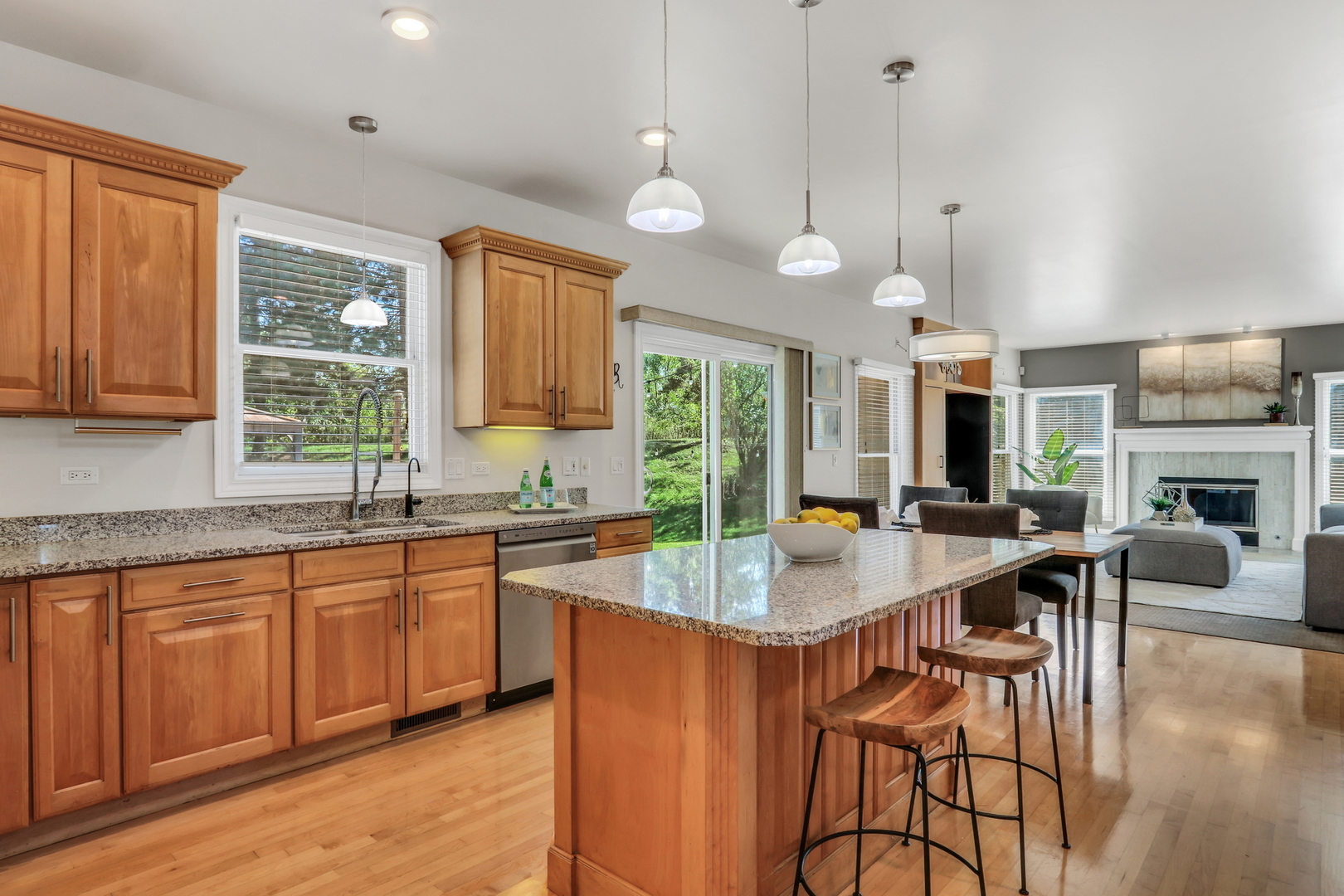 3696 Tamarack Circle, Crystal Lake, IL 60012