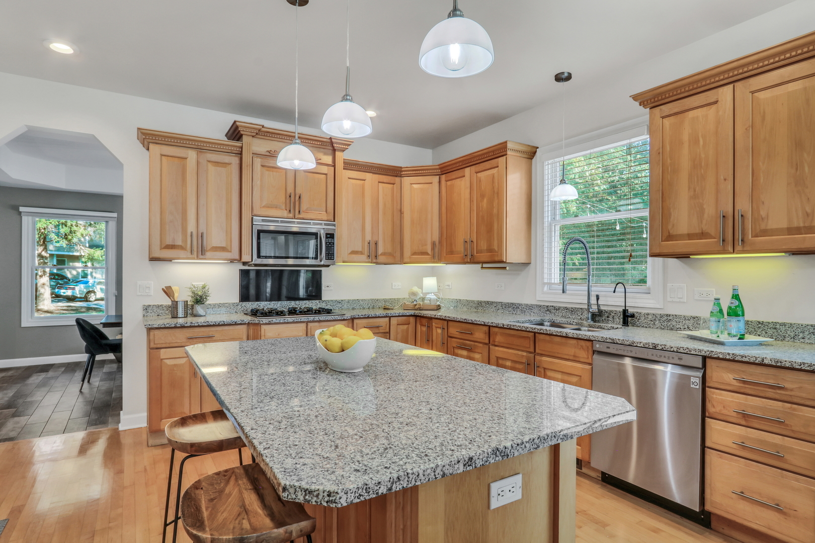 3696 Tamarack Circle, Crystal Lake, IL 60012