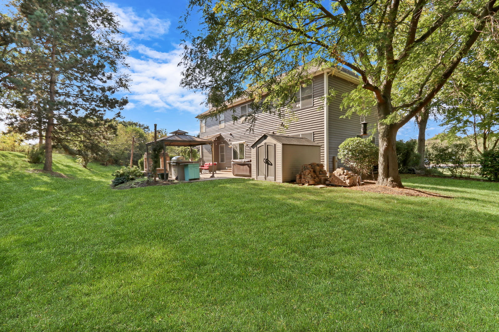 3696 Tamarack Circle, Crystal Lake, IL 60012