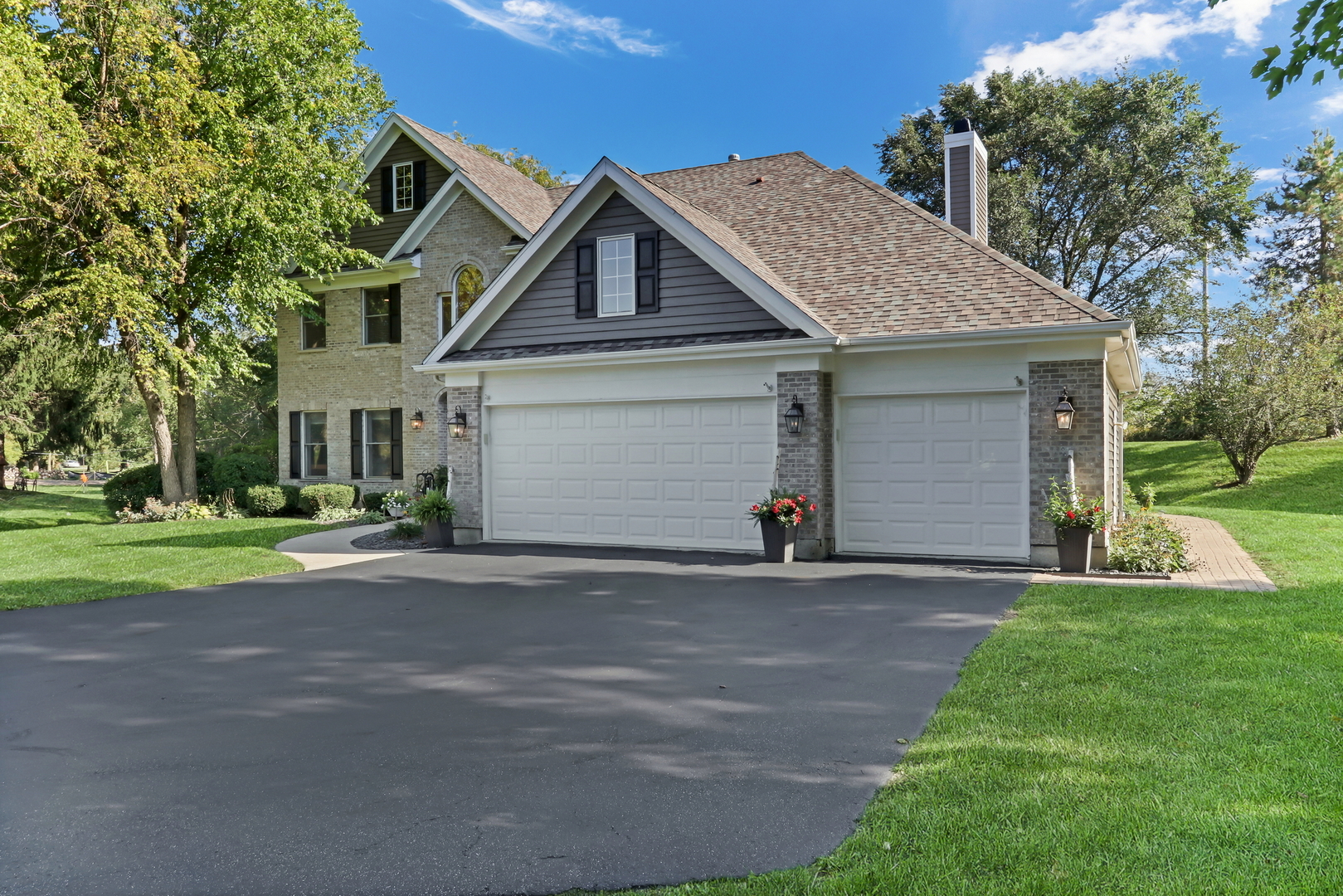 3696 Tamarack Circle, Crystal Lake, IL 60012