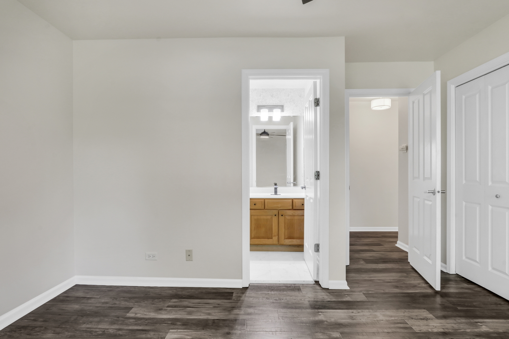 3696 Tamarack Circle, Crystal Lake, IL 60012