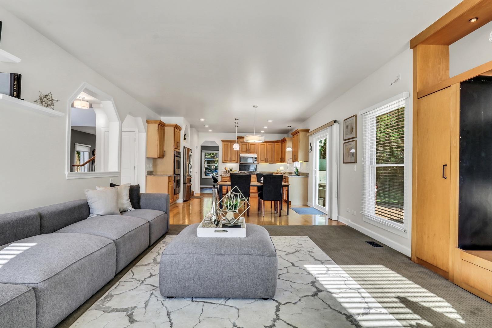 3696 Tamarack Circle, Crystal Lake, IL 60012