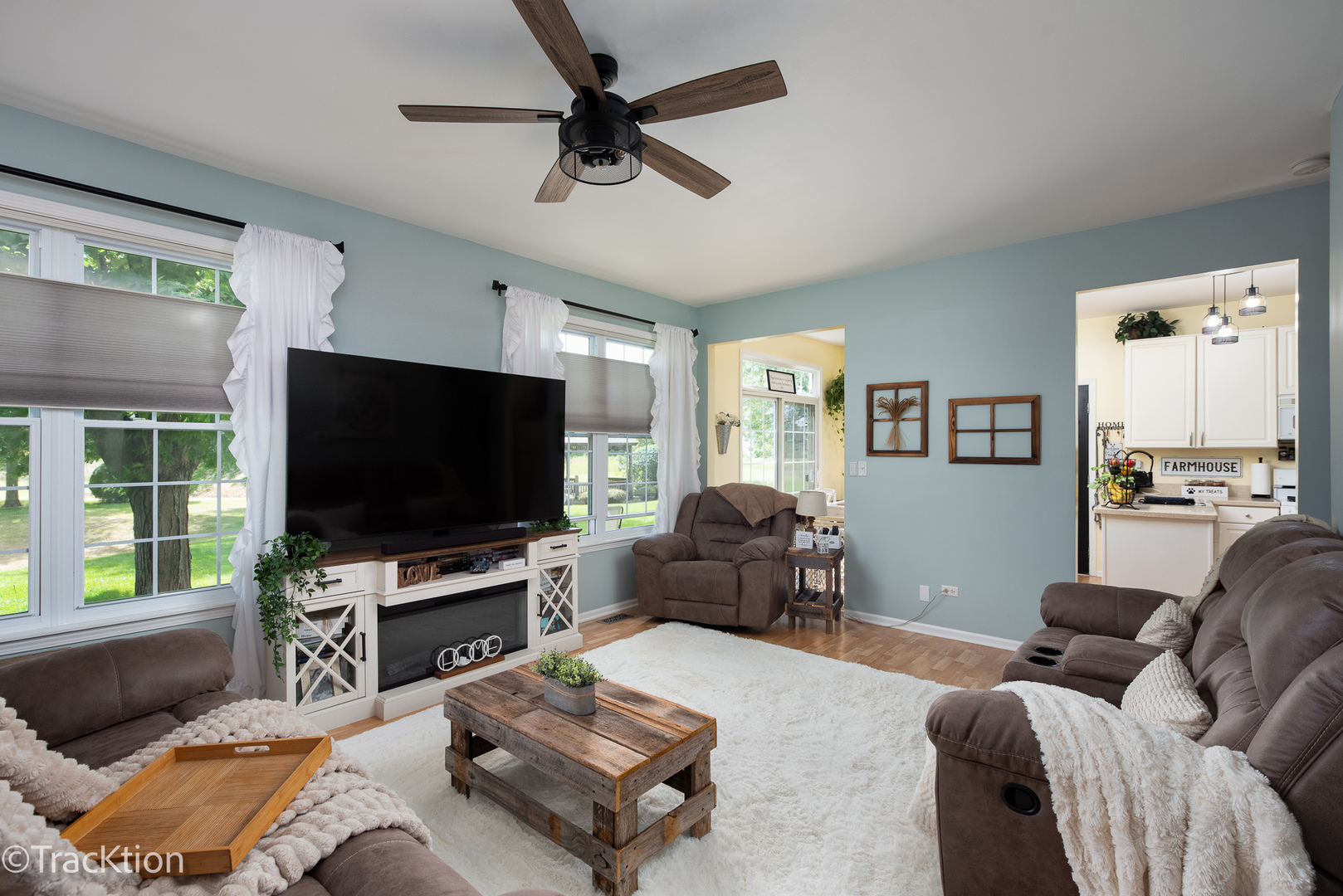 4140 Rivertowne Drive, Plainfield, IL 60586