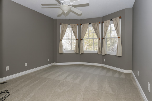 2509 Kara Crossing, Bloomington, IL 61704