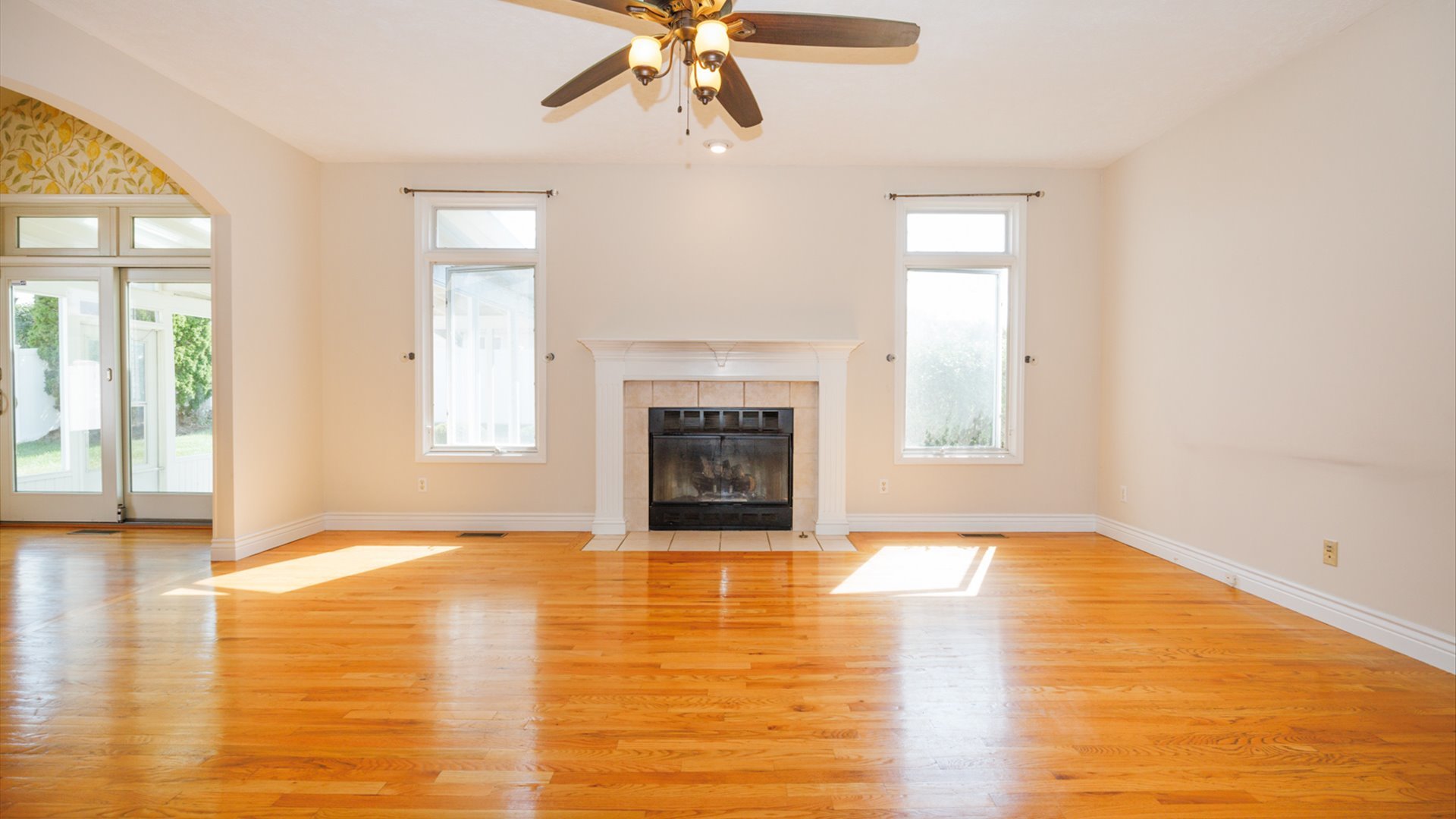 2509 Kara Crossing, Bloomington, IL 61704