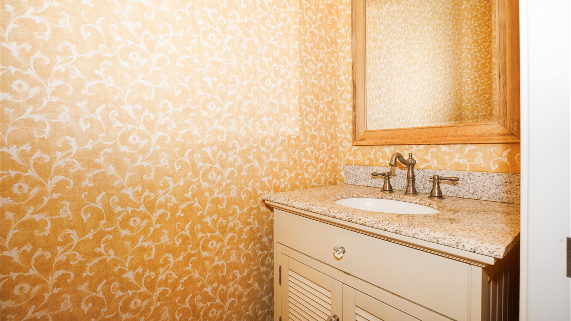 2509 Kara Crossing, Bloomington, IL 61704