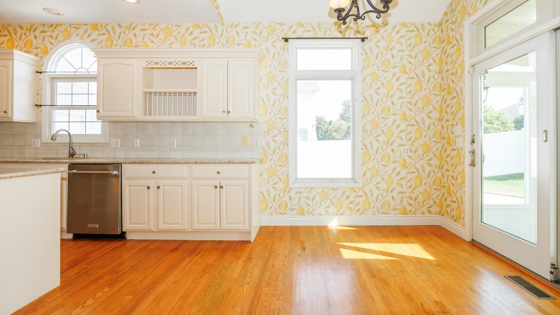 2509 Kara Crossing, Bloomington, IL 61704