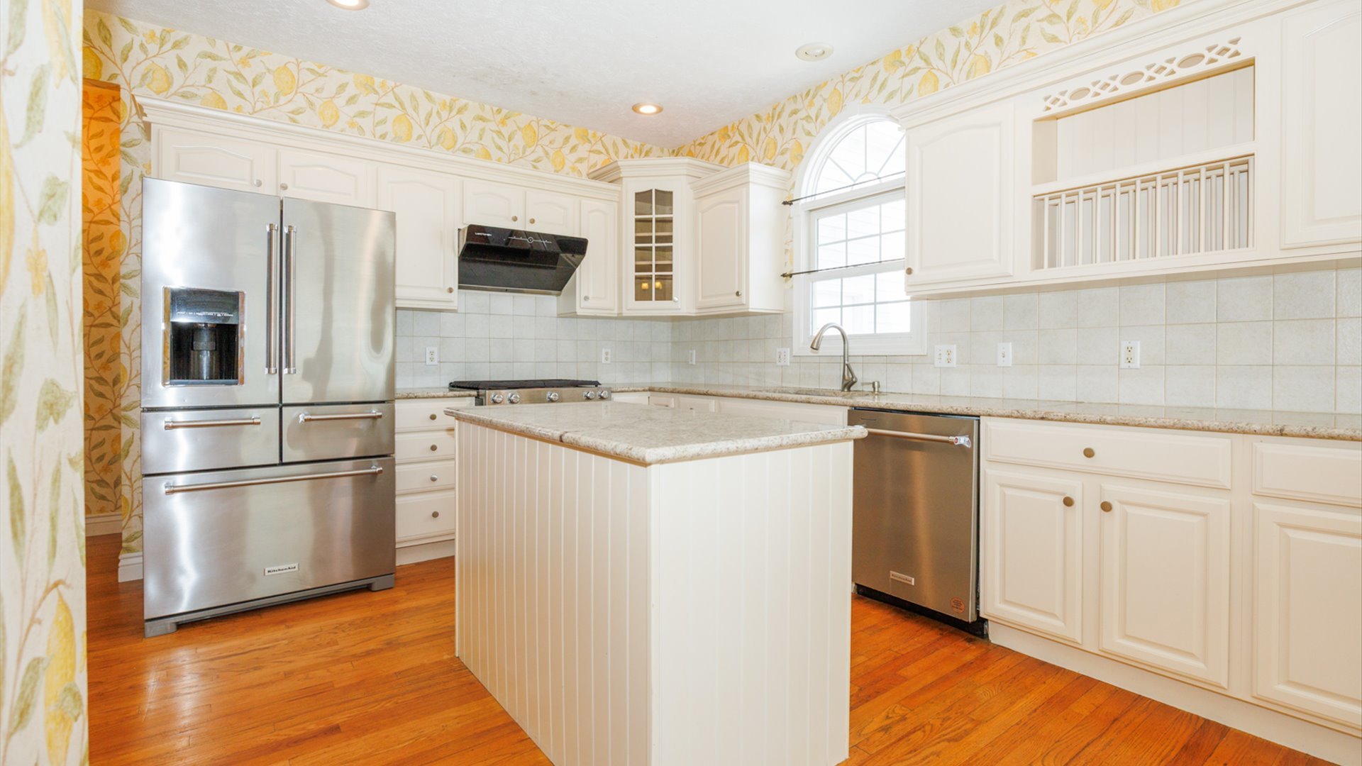 2509 Kara Crossing, Bloomington, IL 61704