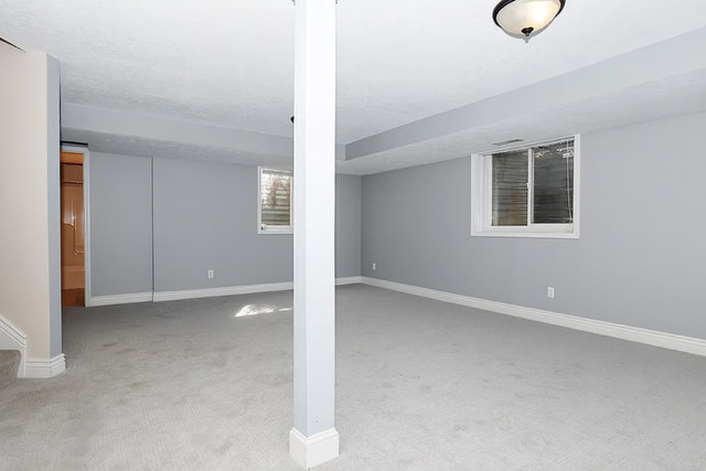 2509 Kara Crossing, Bloomington, IL 61704