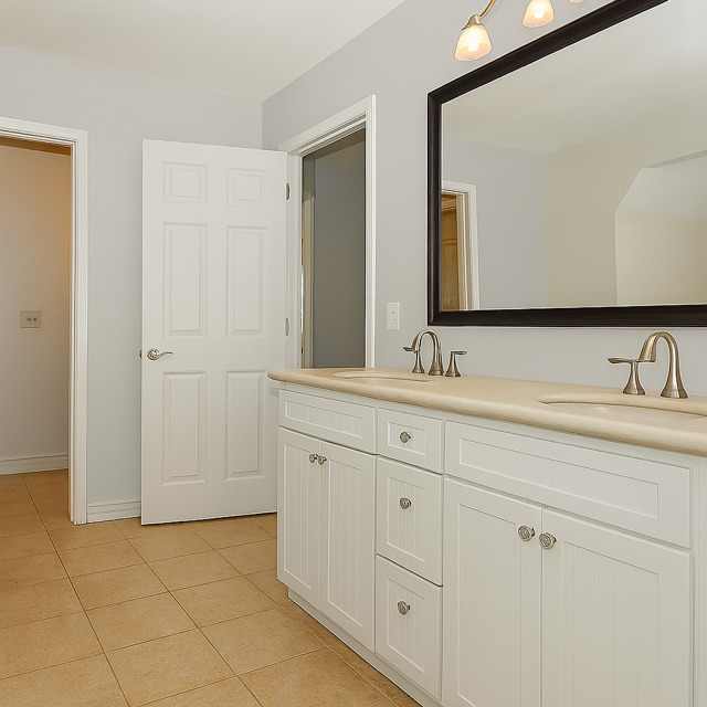 2509 Kara Crossing, Bloomington, IL 61704