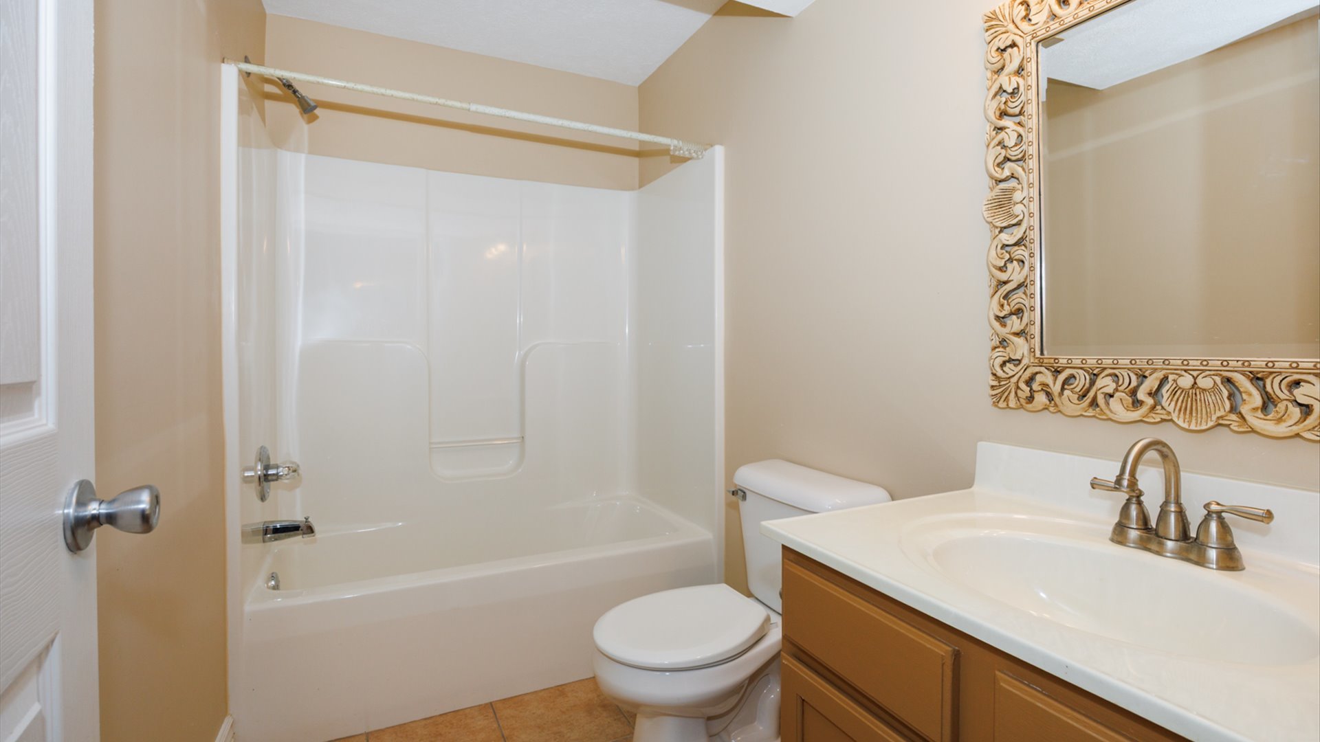 2509 Kara Crossing, Bloomington, IL 61704