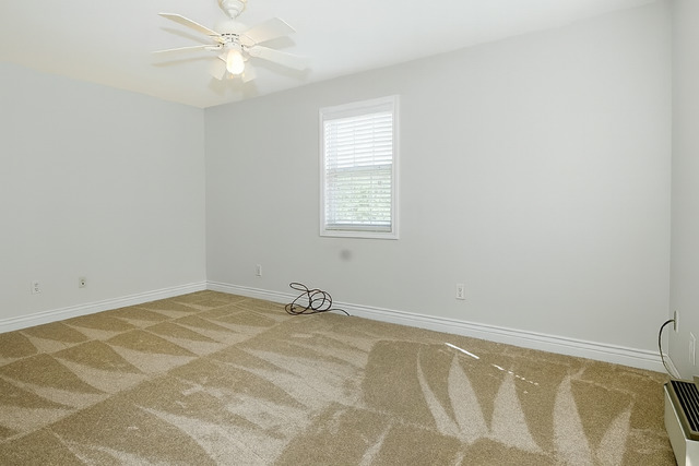 2509 Kara Crossing, Bloomington, IL 61704