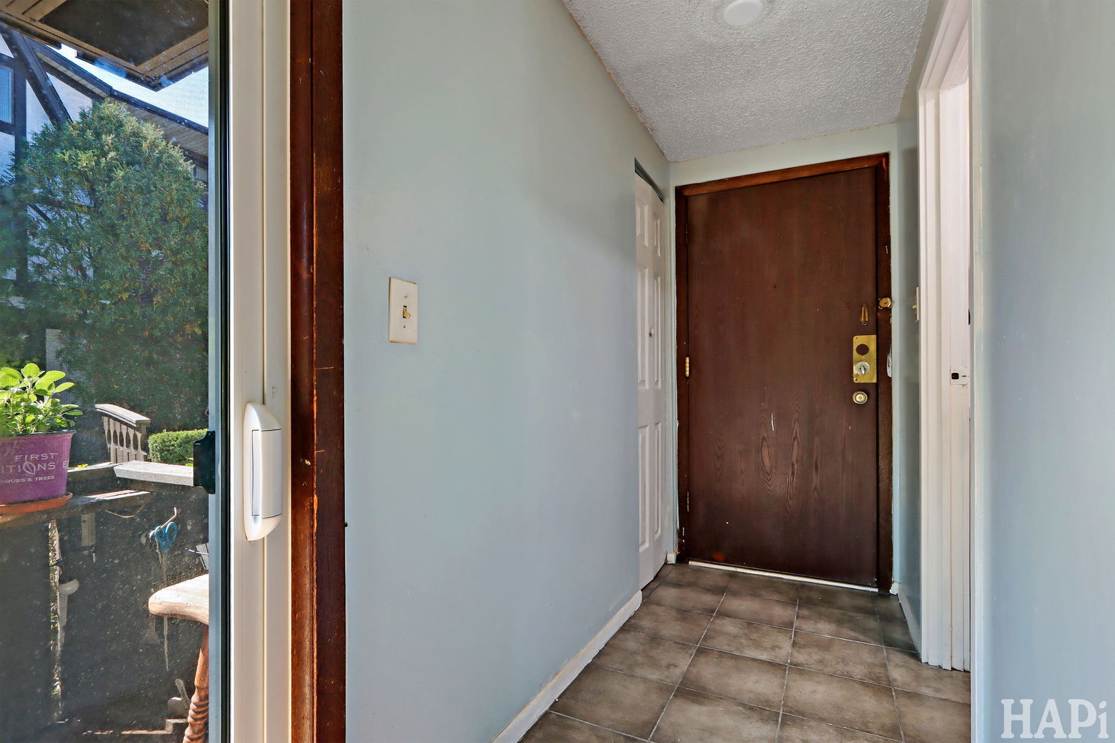1000 Centurion Lane #4, Vernon Hills, IL 60061