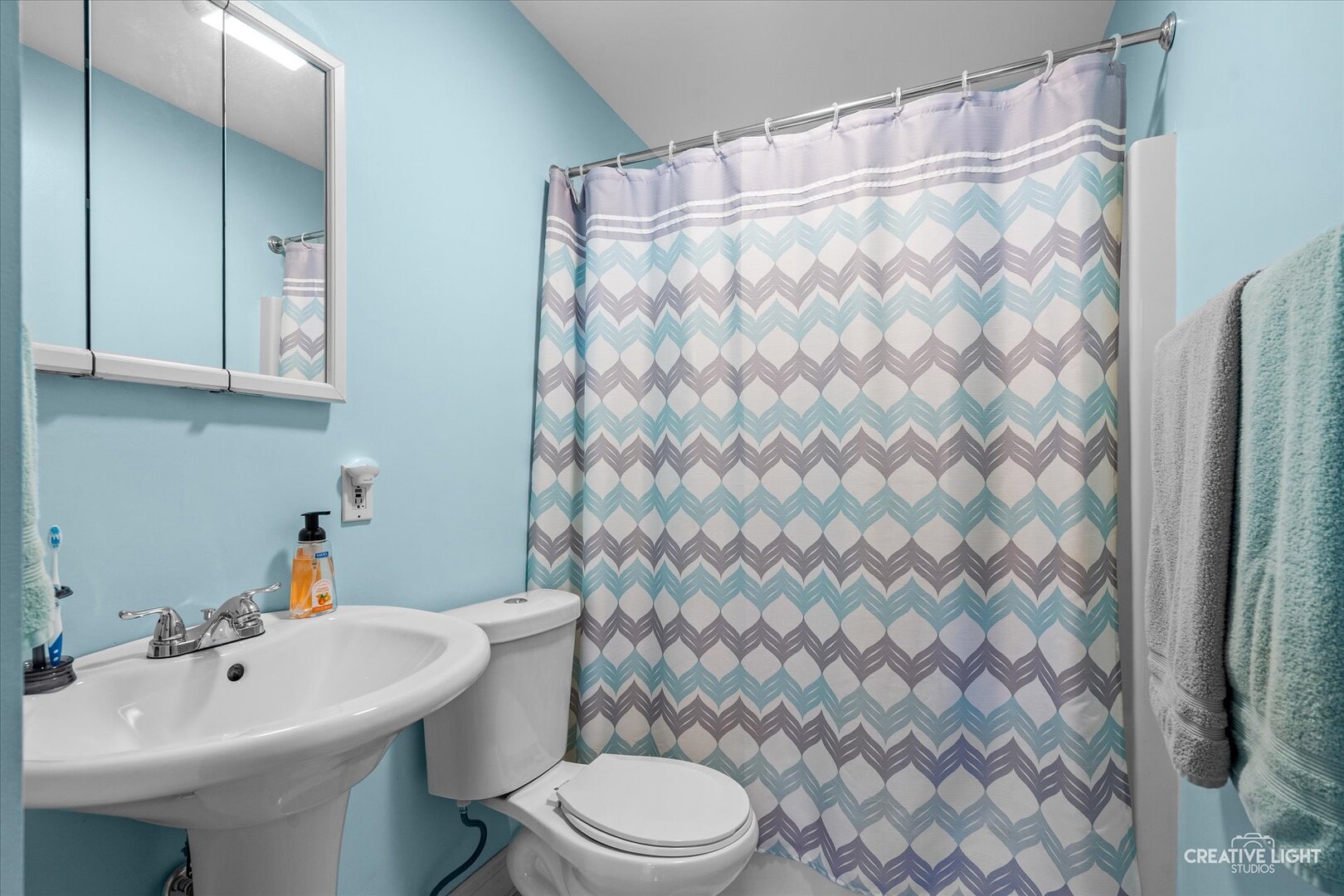 8 Clay Court, Montgomery, IL 60538