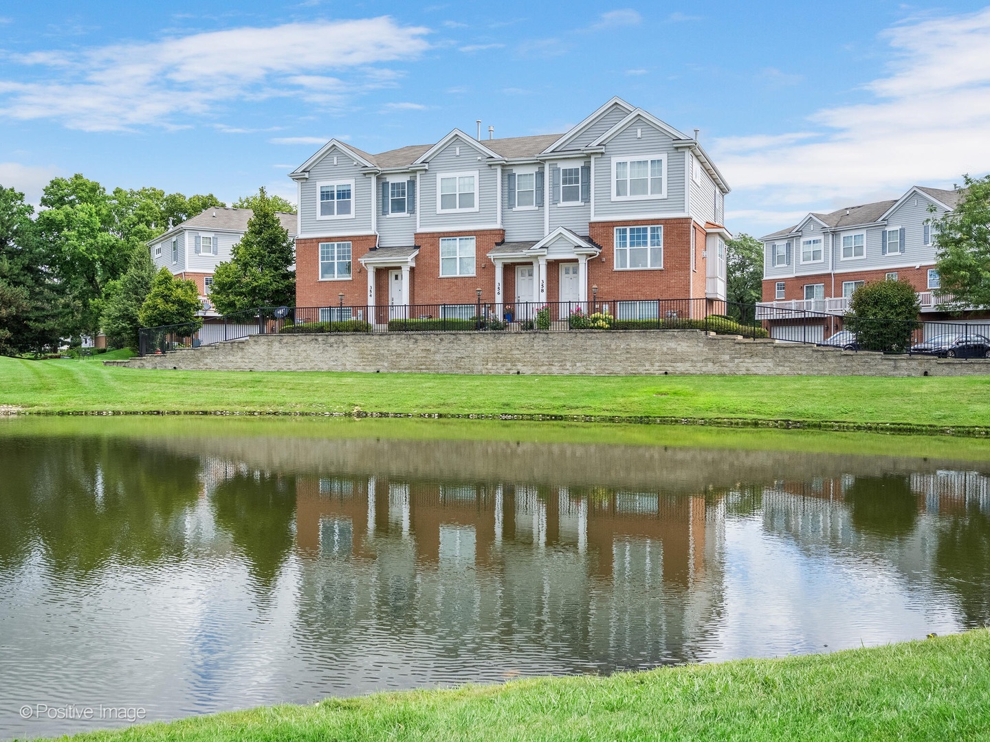 354 Country Club Drive, Prospect Heights, IL 60070