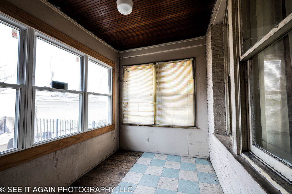7930 S Luella Avenue, Chicago, IL 60617
