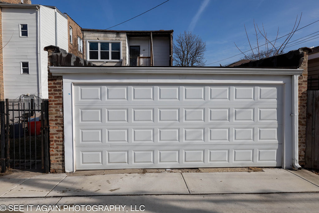 7930 S Luella Avenue, Chicago, IL 60617