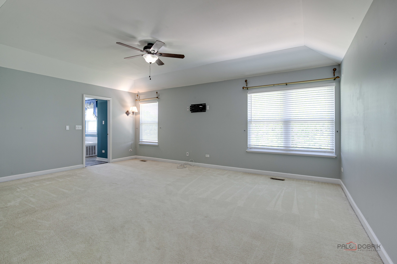 2208 SANCTUARY Court, Gurnee, IL 60031