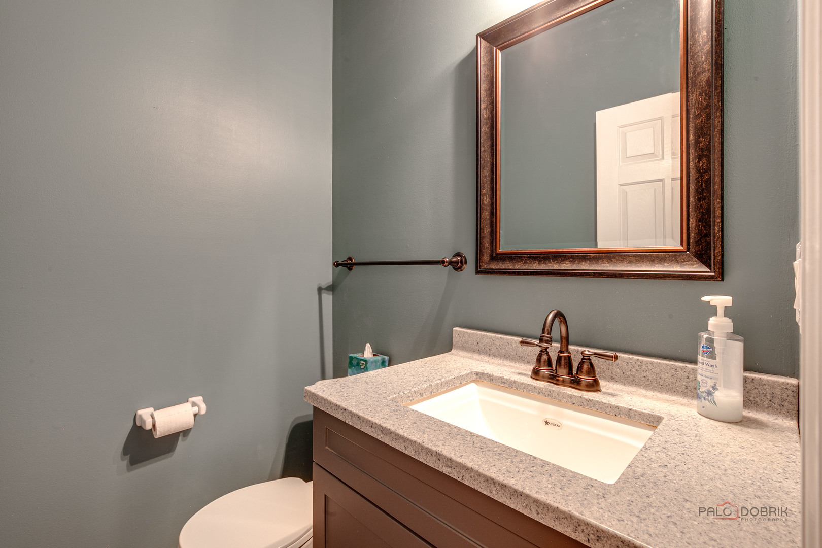 2208 SANCTUARY Court, Gurnee, IL 60031