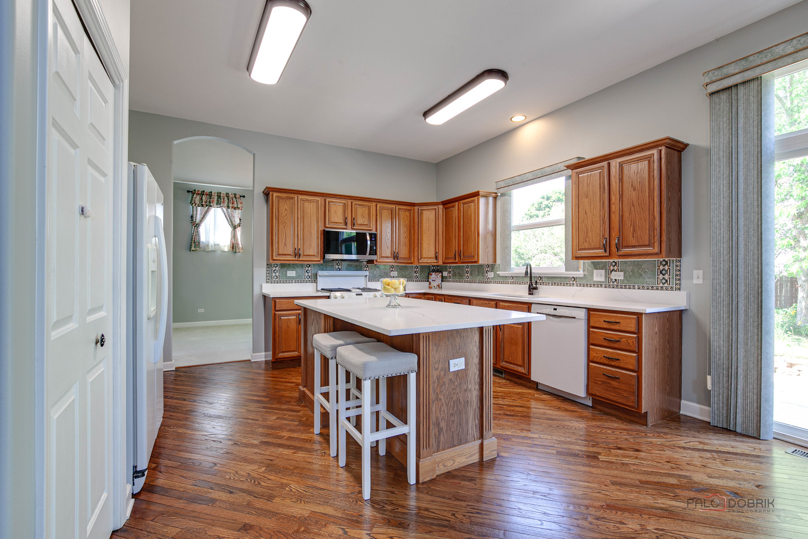 2208 SANCTUARY Court, Gurnee, IL 60031