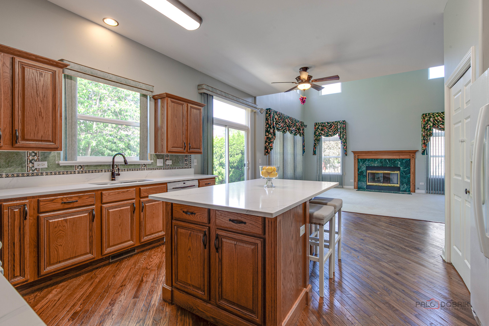2208 SANCTUARY Court, Gurnee, IL 60031