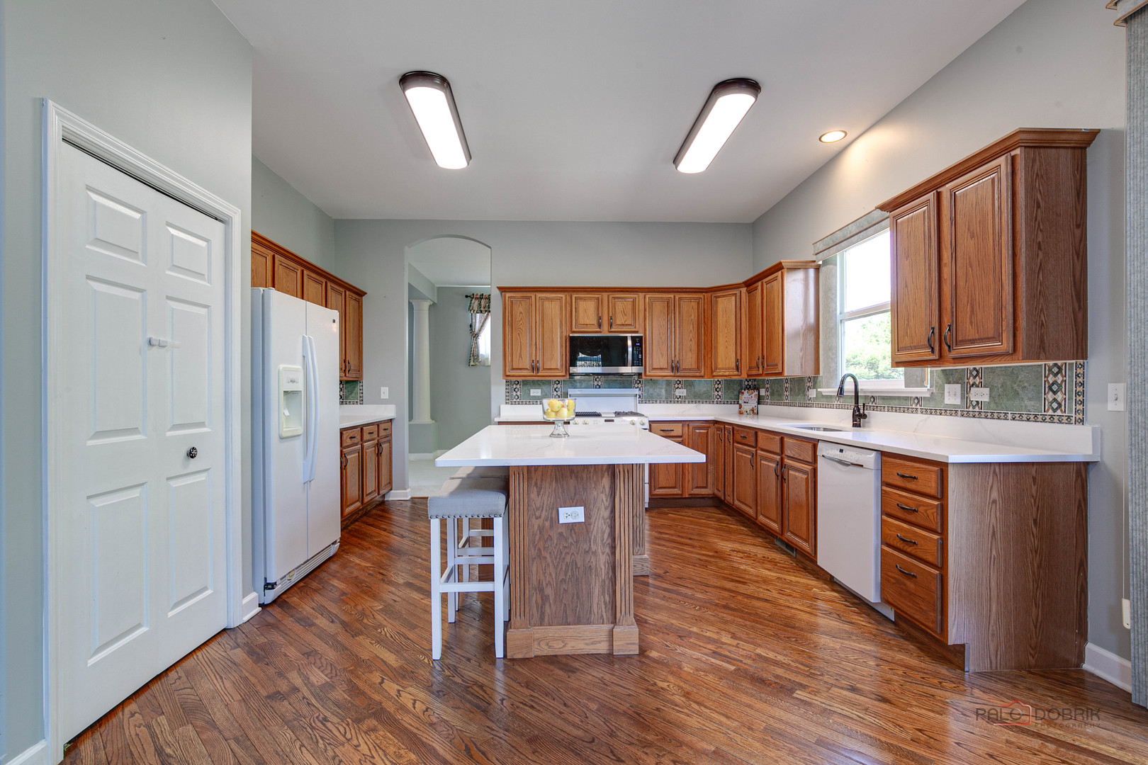 2208 SANCTUARY Court, Gurnee, IL 60031