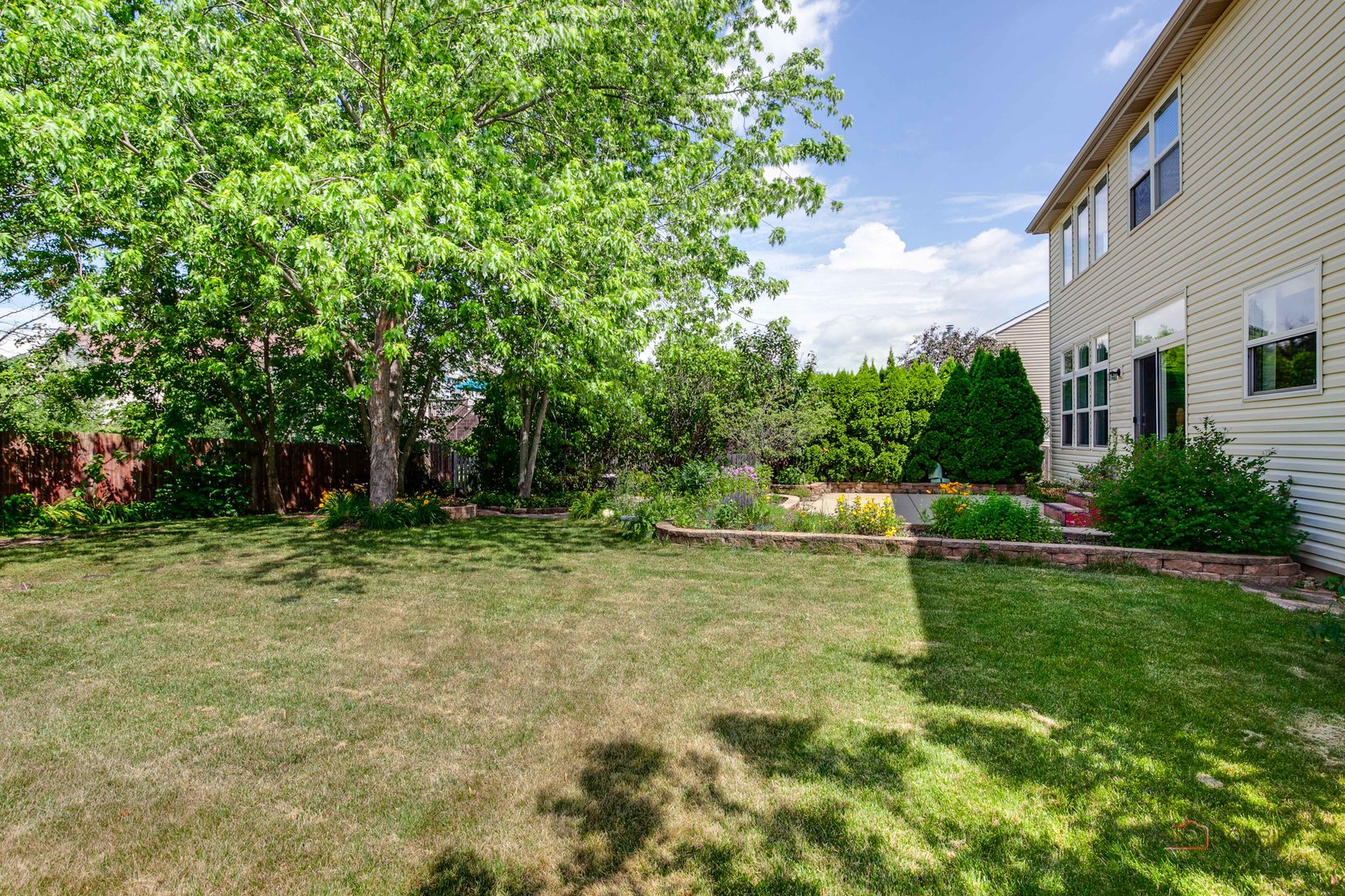 2208 SANCTUARY Court, Gurnee, IL 60031
