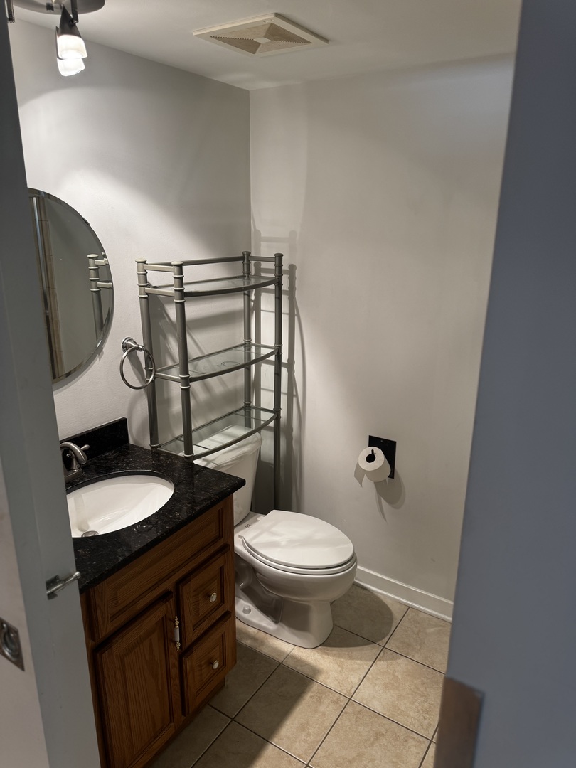 1910 S Indiana Avenue #523, Chicago, IL 60616