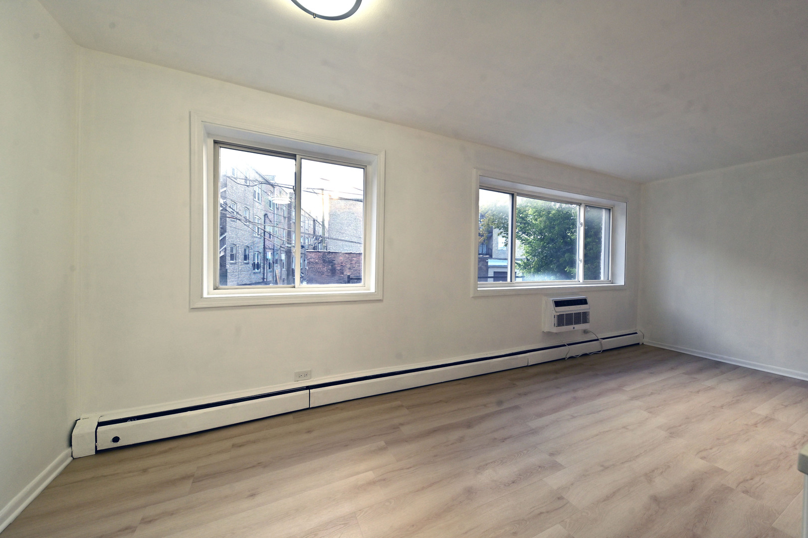 7120 N Sheridan Road #213, Chicago, IL 60626