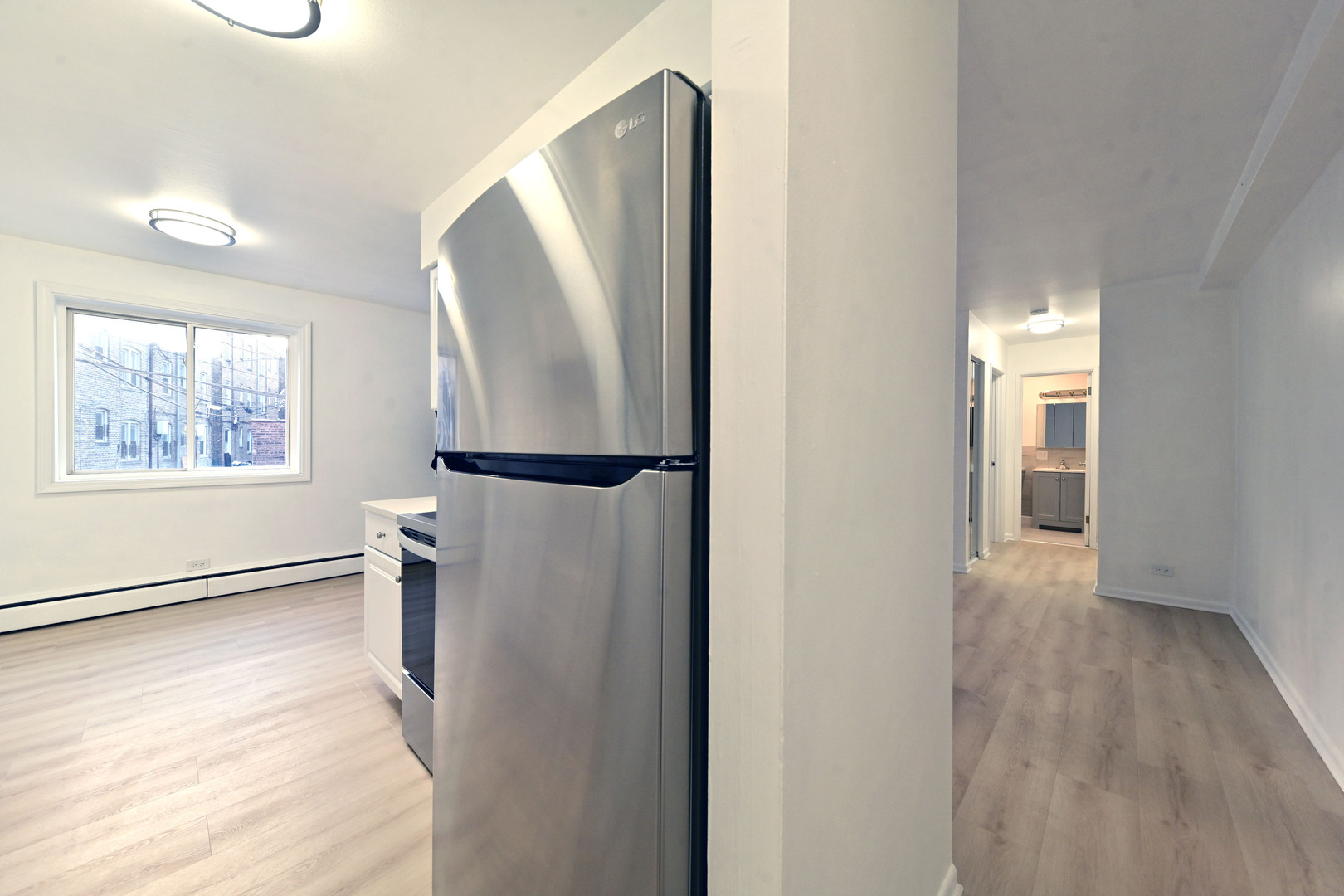 7120 N Sheridan Road #213, Chicago, IL 60626