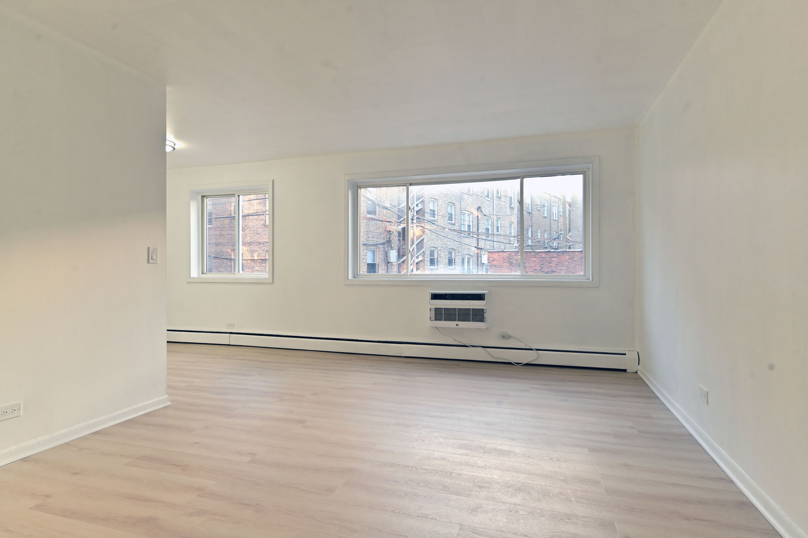 7120 N Sheridan Road #213, Chicago, IL 60626