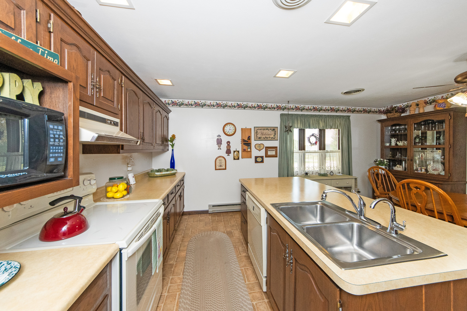 728 Claire Street, Minonk, IL 61760