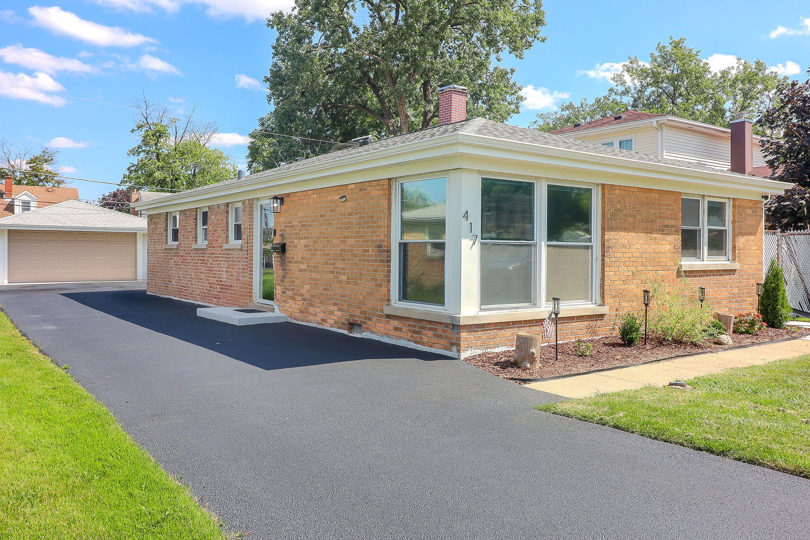 417 Hyde Park Avenue, Hillside, IL 60162