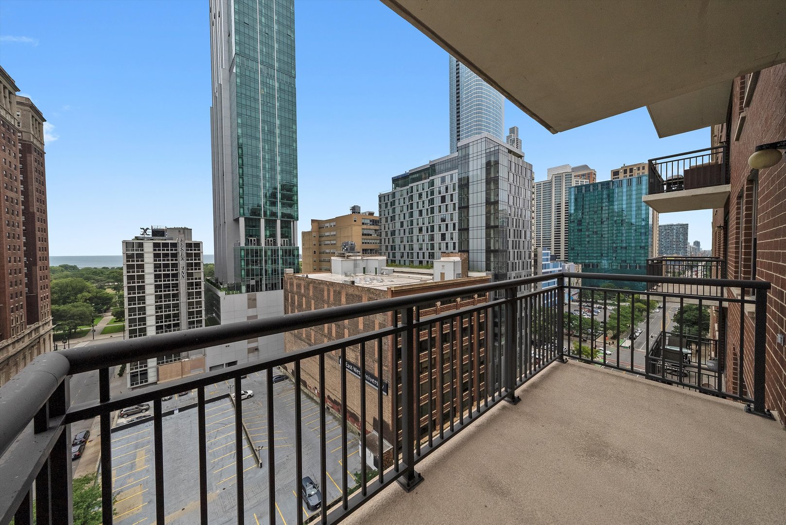 41 E 8th Street #1201, Chicago, IL 60605